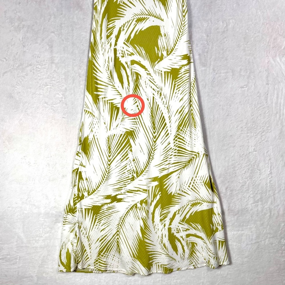 Olive Palm Print Maxi Dress - Women - Picture 8 of 16